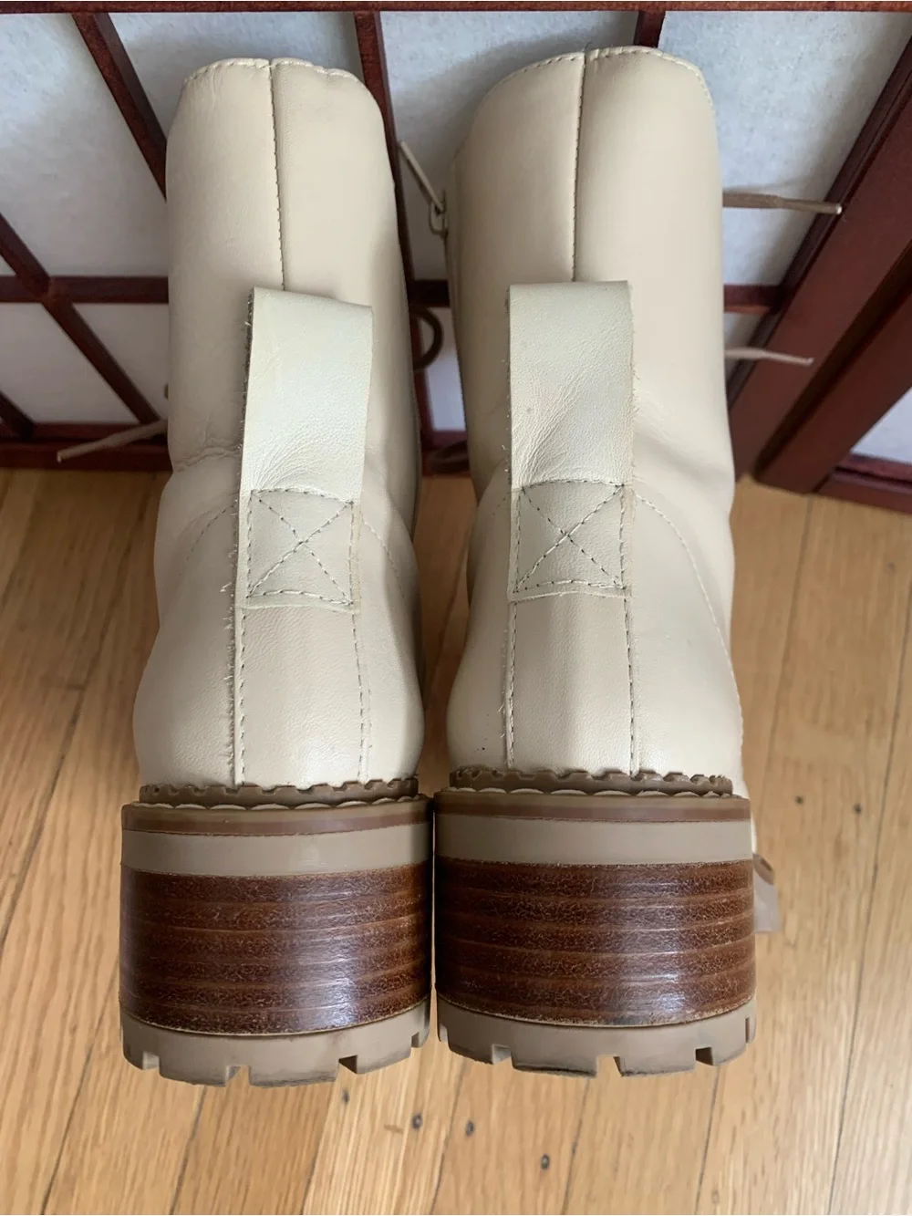 EUC BERTUCHI Bone Leather Lace-Up Side-Zip High Ankle Boots in Size 38/7.5M